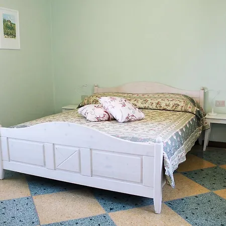 Apartment Di Perledo