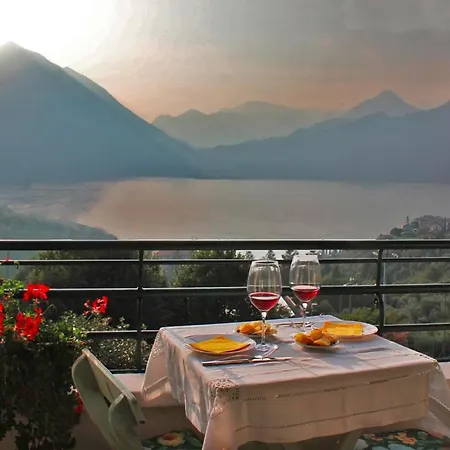Apartment Di Perledo